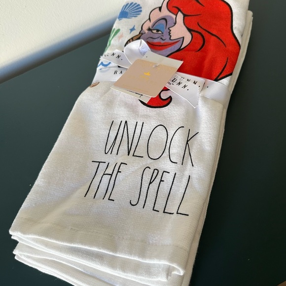 Disney Rae Dunn Little Mermaid 'Unlock the Spell' Kitchen Towels - Picture 1 of 2